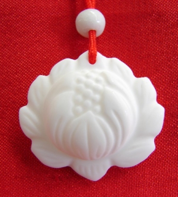 White Jade Gemstone Lotus Necklace