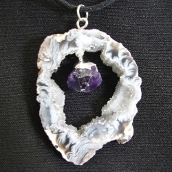 Leaf Shape Amethyst Pendant