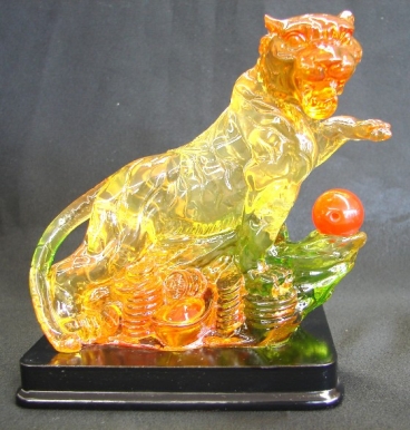 Liuli Tiger Statue