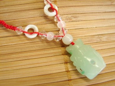 Jade Wealthy Vase Necklace