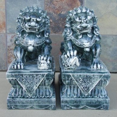 Big Foo Dogs