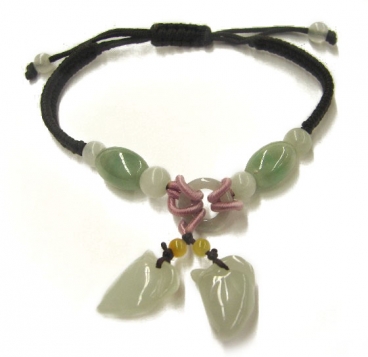 Jade Bracelet with Double Jade Peaches