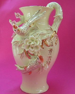 Wealthy Vases with Double Lovely Birds