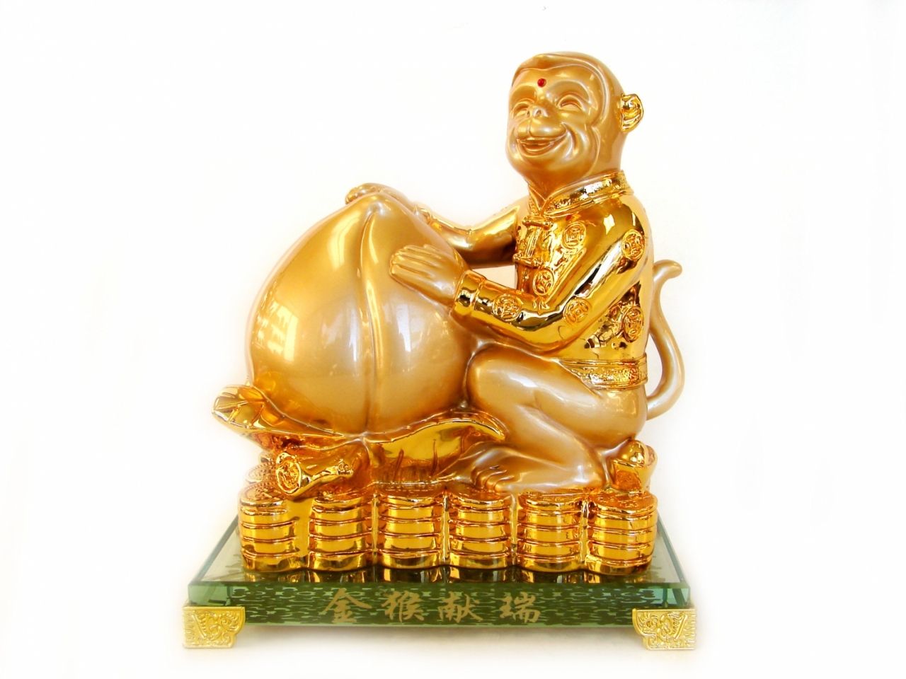 Golden Monkey Statue with Feng Shui Peach for Year of the Monkey